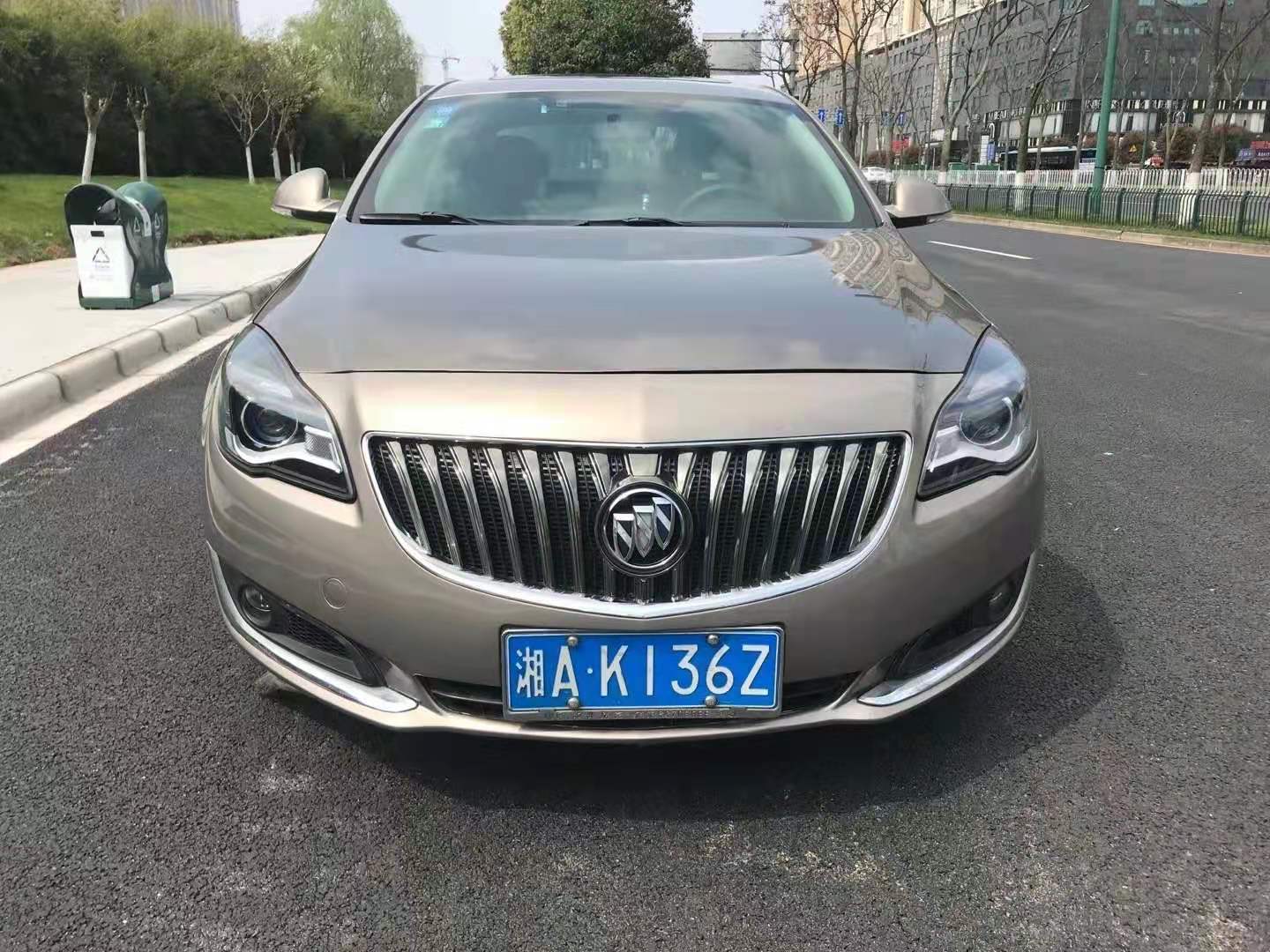 15年9月別克君威，1.6T自動天窗，整車原版